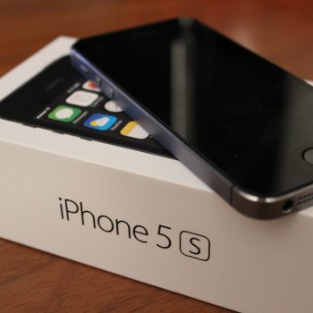 Apple iPhone 5s Gadget Review