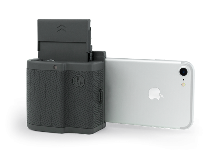 Prynt Pocket: This Gadget Turns iPhones into Photo Printers with a Virtual Twist